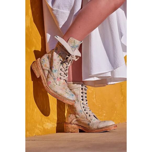 Free People Santa Fe Floral Lace-Up Combat Boots – Ivory Leather, Size 39 - Picture 1 of 8